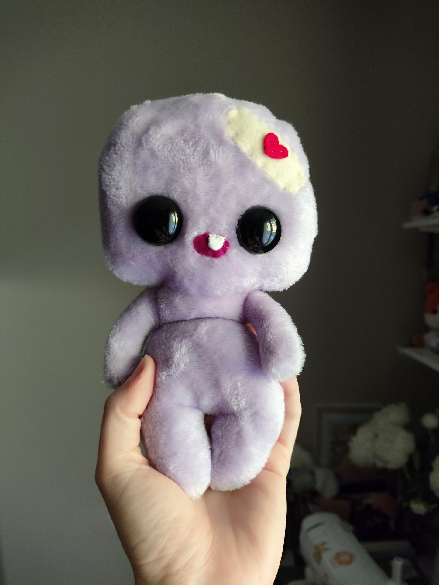 DIZZY 💊 - OOAK plushie
