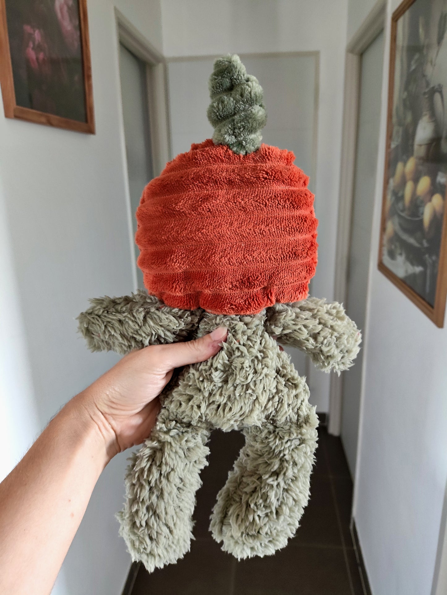 JOE - Sitting Pumpkin plushie