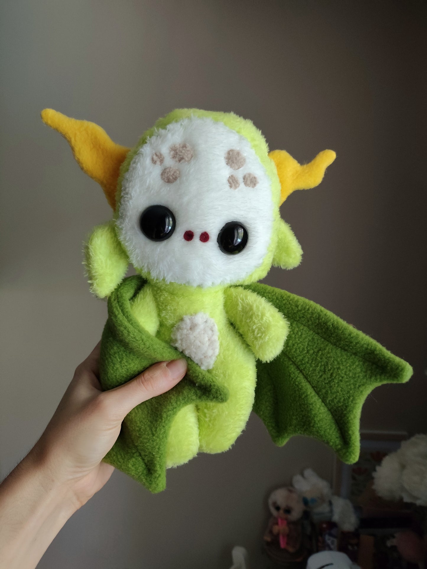 FLÜO - OOAK Dragon Plushie