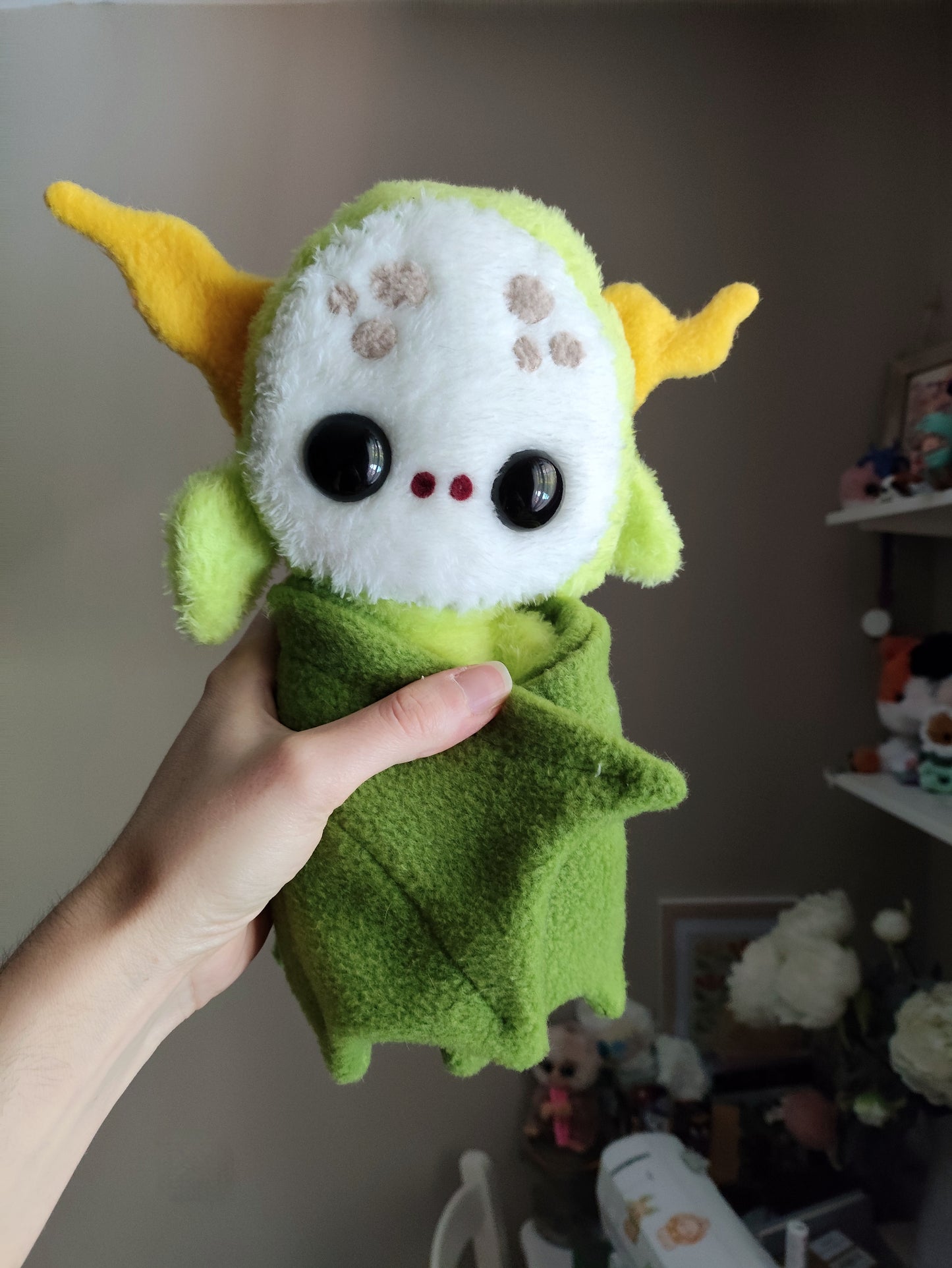 FLÜO - OOAK Dragon Plushie
