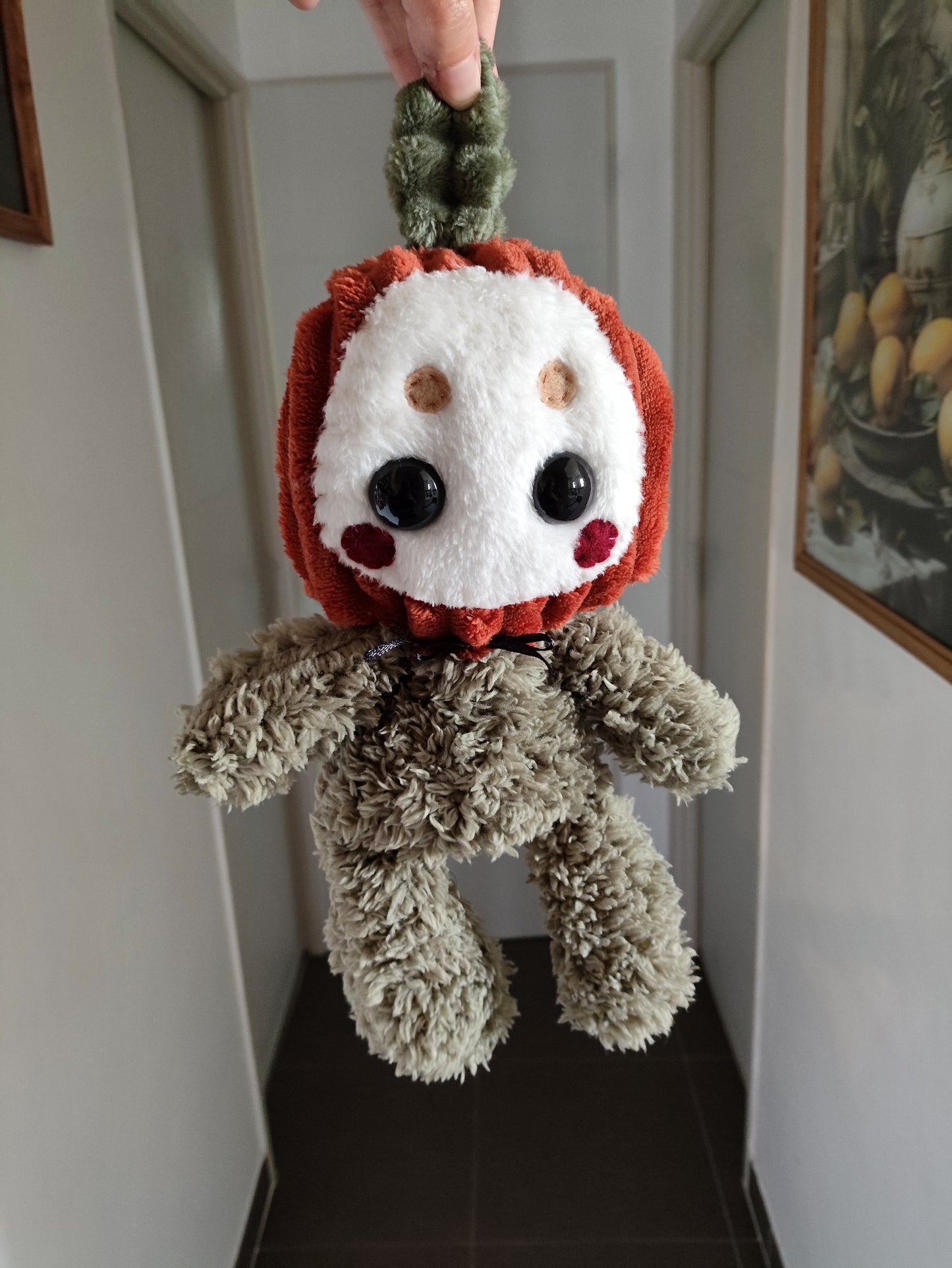 JOE - Sitting Pumpkin plushie