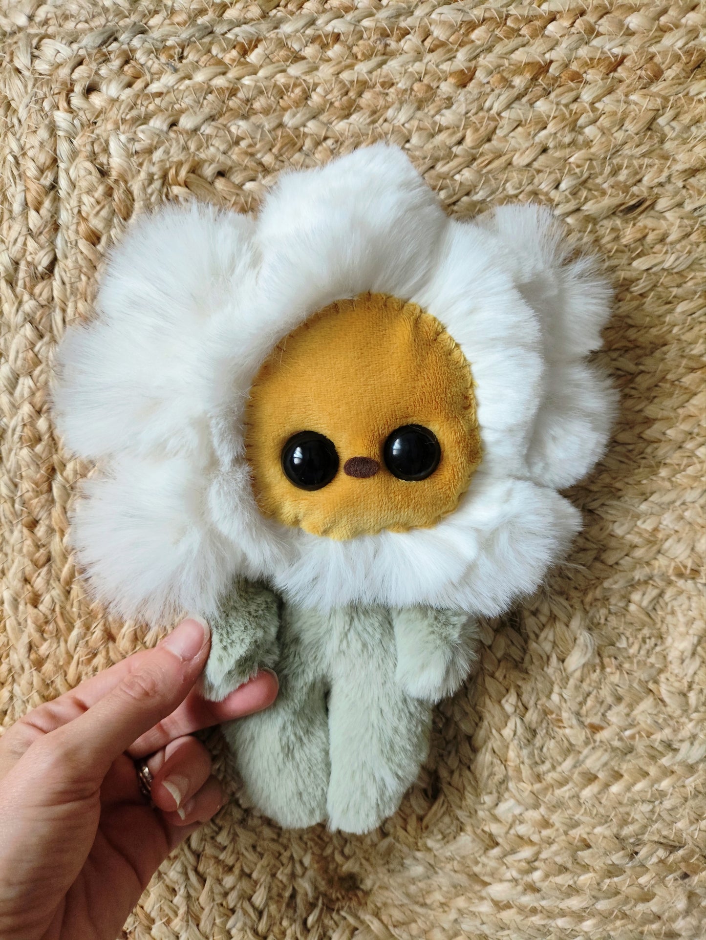✨🌱🌻 É𝕘𝕝𝕒𝕟𝕥𝕚𝕟𝕖 -

 Original Unique Flower Art piece - Handmade textile sculpture
