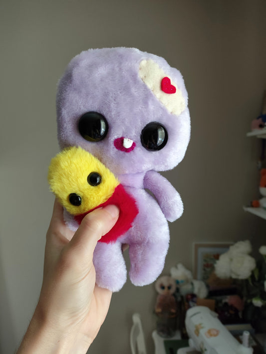DIZZY 💊 - OOAK plushie